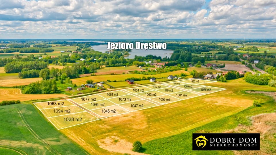 Działka nad jeziorem