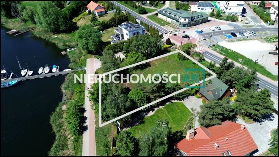 Działka Ślesin