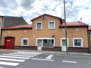 Dom z garażem