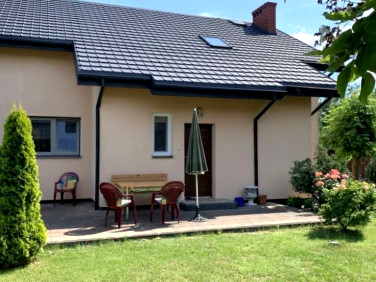 Dom z garażem