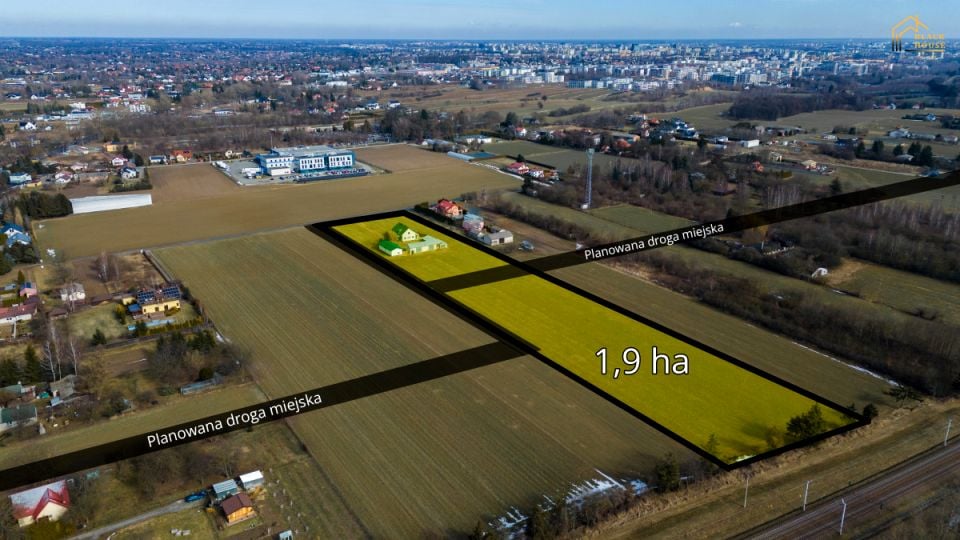 Działka przy lesie