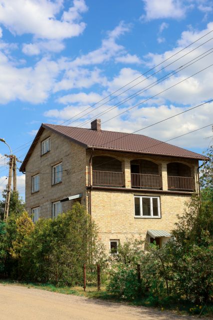Dom Łapy