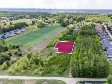 Działka nad jeziorem