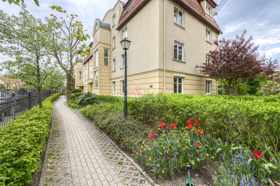 Mieszkanie blok mieszkalny nad morzem