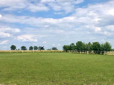 Działka Parzęczew