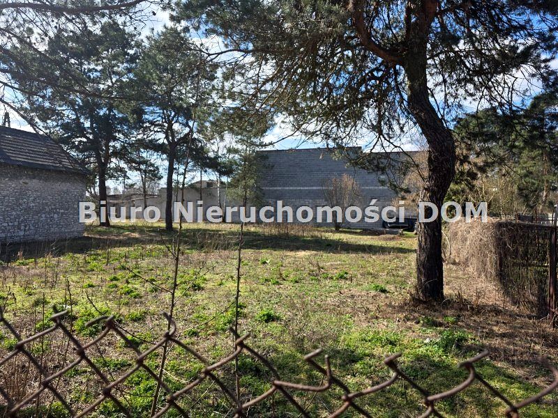 Zabudowana działka Poraj