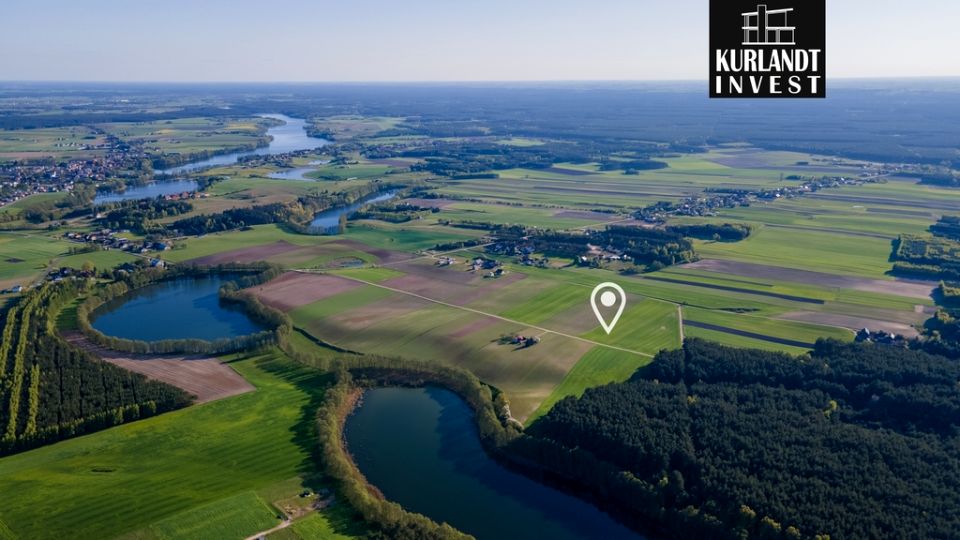Działka nad jeziorem