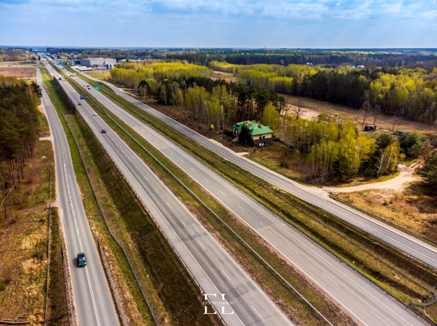 Działka usługowa Siestrzeń