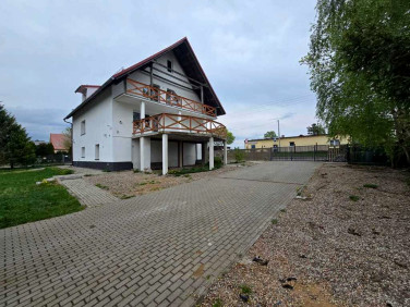 Dom Kolonia