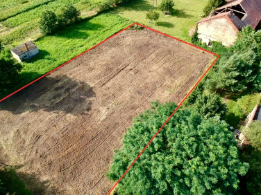 Działka przy lesie