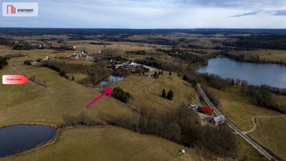 Działka nad jeziorem
