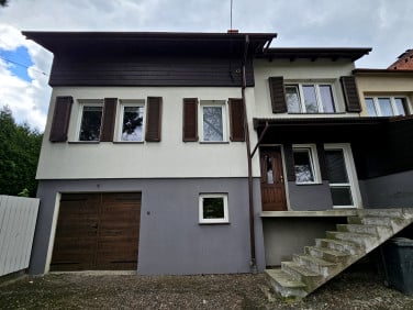 Dom z garażem
