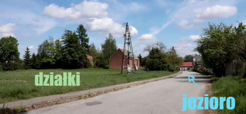 Działka nad jeziorem