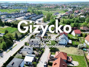 Działka nad jeziorem