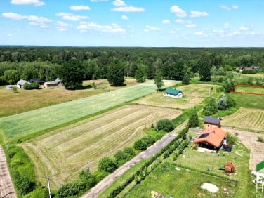 Działka nad jeziorem
