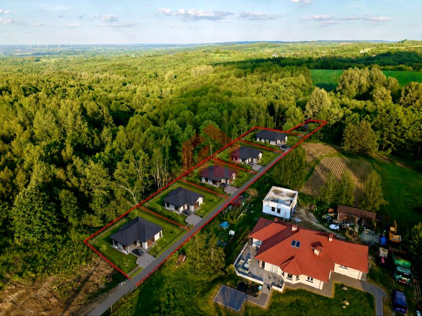 Działka przy lesie