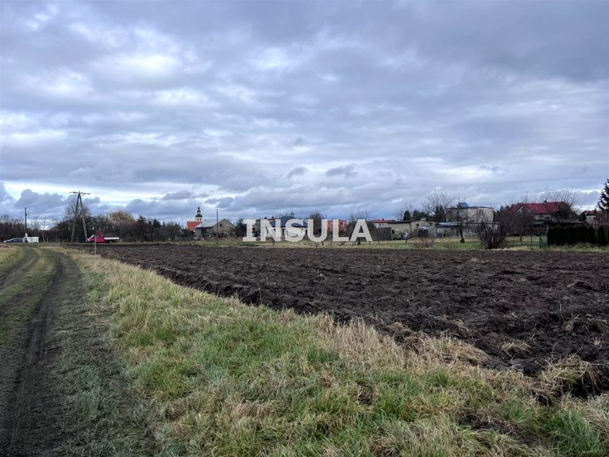 Pusta działka Zawonia