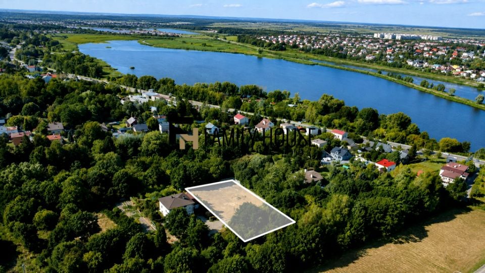 Działka STARACHOWICE