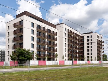 Mieszkanie blok mieszkalny nad rzeką