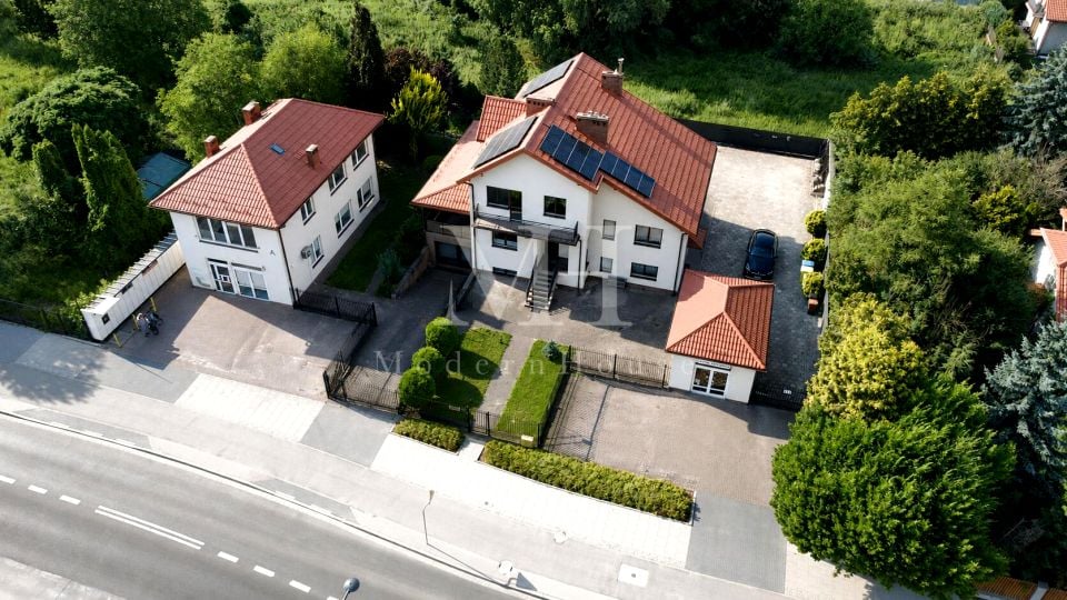 Budynek użytkowy Warszawa