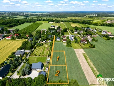 Działka przy lesie