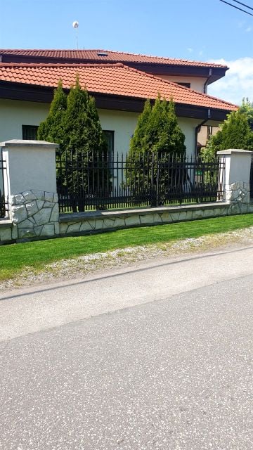 Budynek użytkowy Warszawa