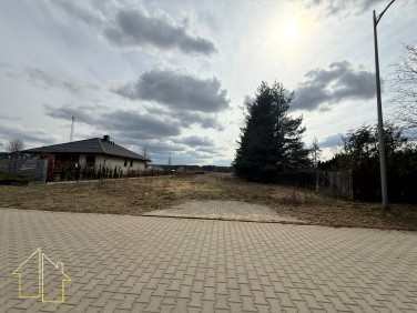 Ogrodzona działka sprzedam