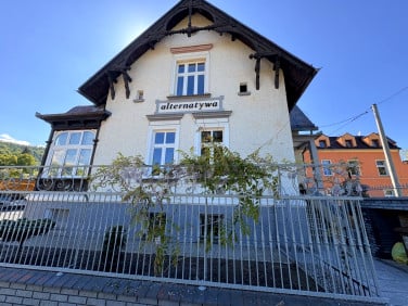 Dom Głuchołazy