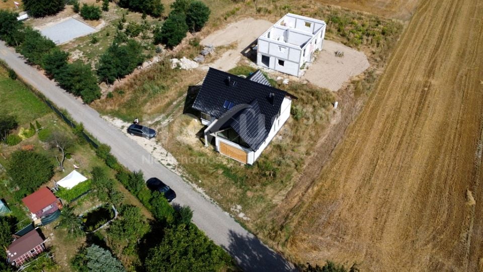 Dom Świerzna