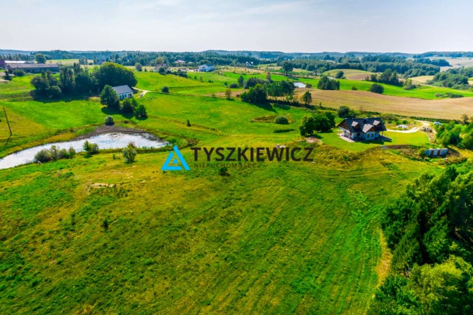 Działka przy lesie