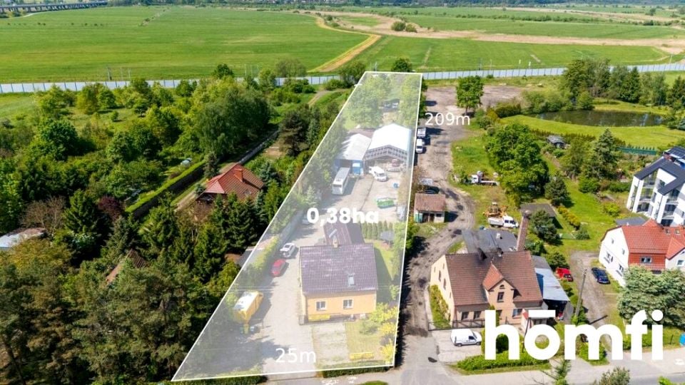 Działka przy lesie