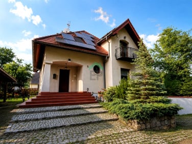 Dom Tworóg