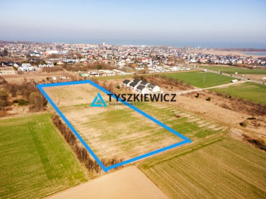 Działka przy lesie