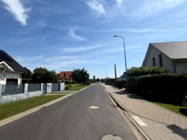 Działka nad jeziorem