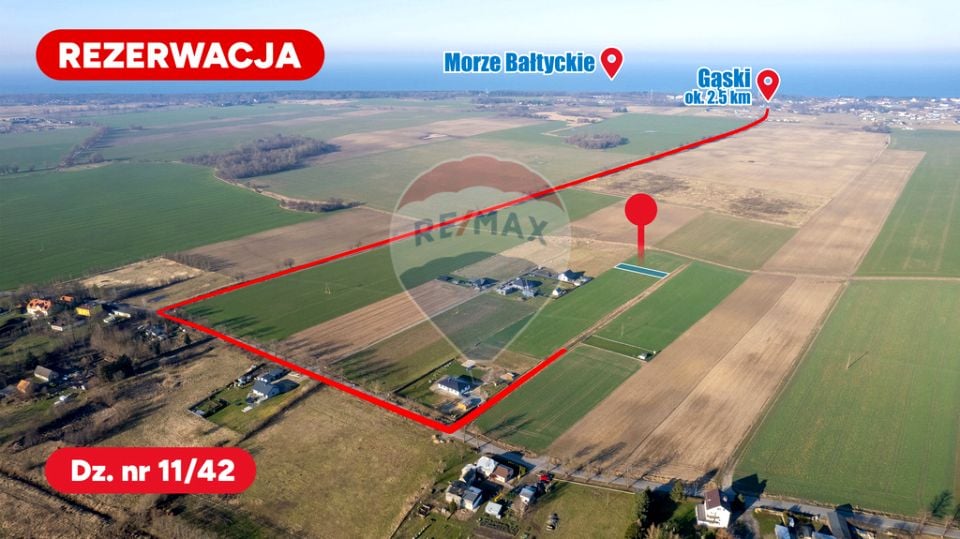 Land, 941 m²
