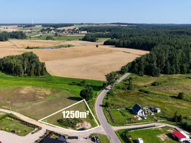 Działka nad jeziorem