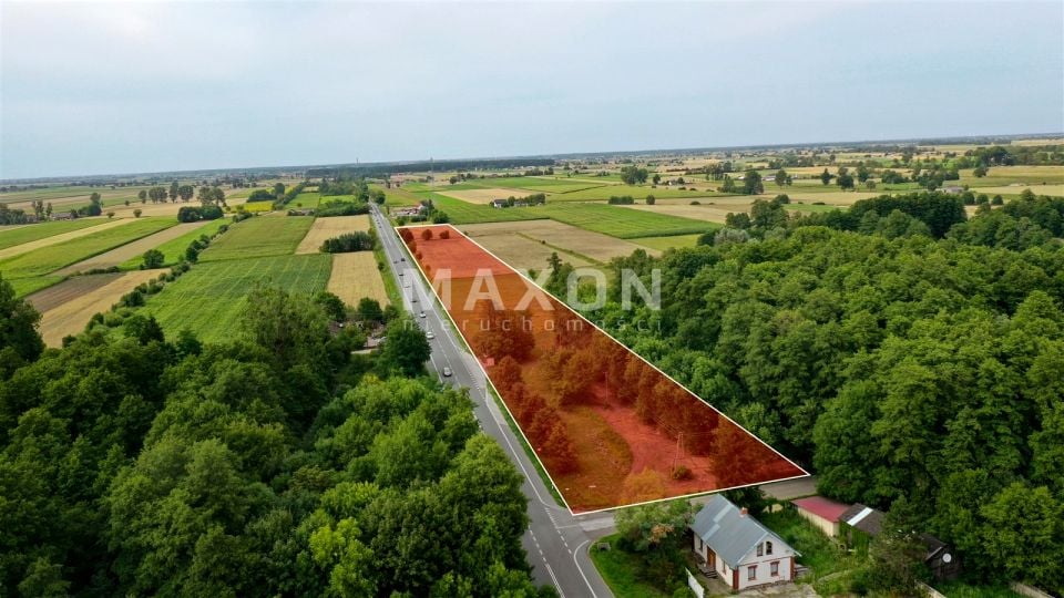 Działka usługowa Ogrodzona