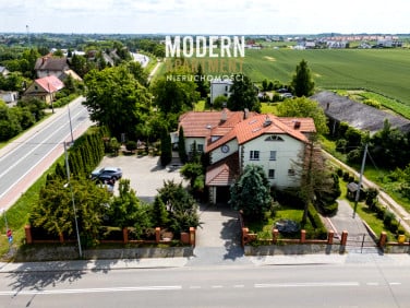 Lokal Różyny