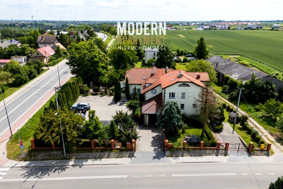 Lokal Różyny