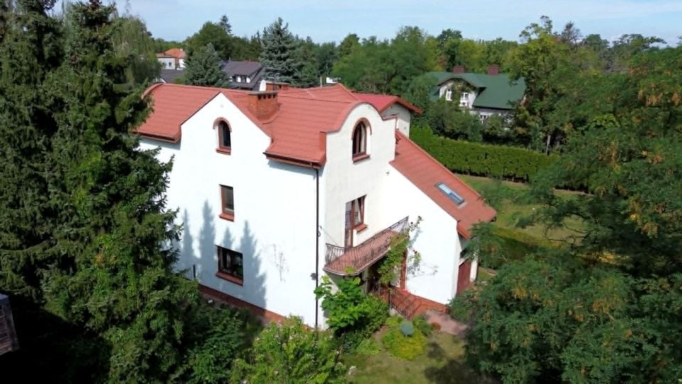 Dom Brwinów