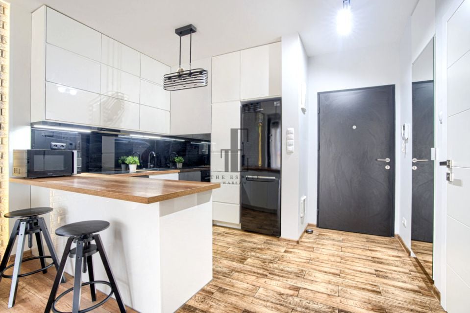 Sprzedam Mieszkanie Warszawa - 41 m², Warszawa