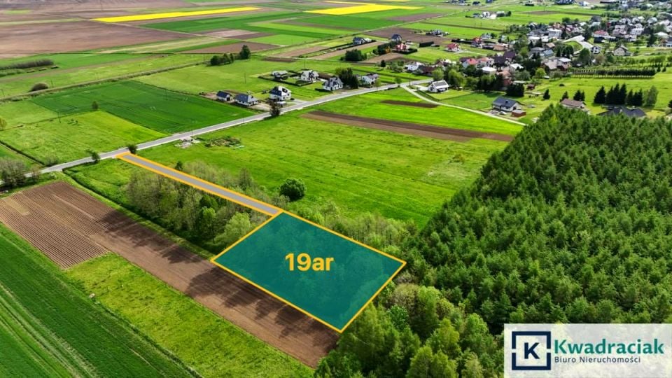 Działka Besko