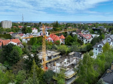 Mieszkanie blok mieszkalny przy lesie
