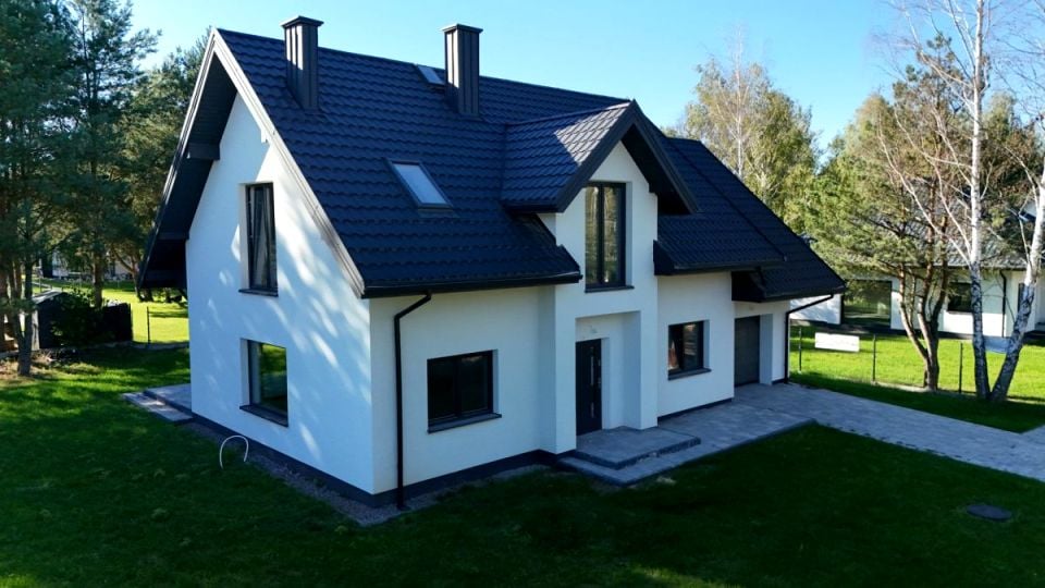 Dom Łoś
