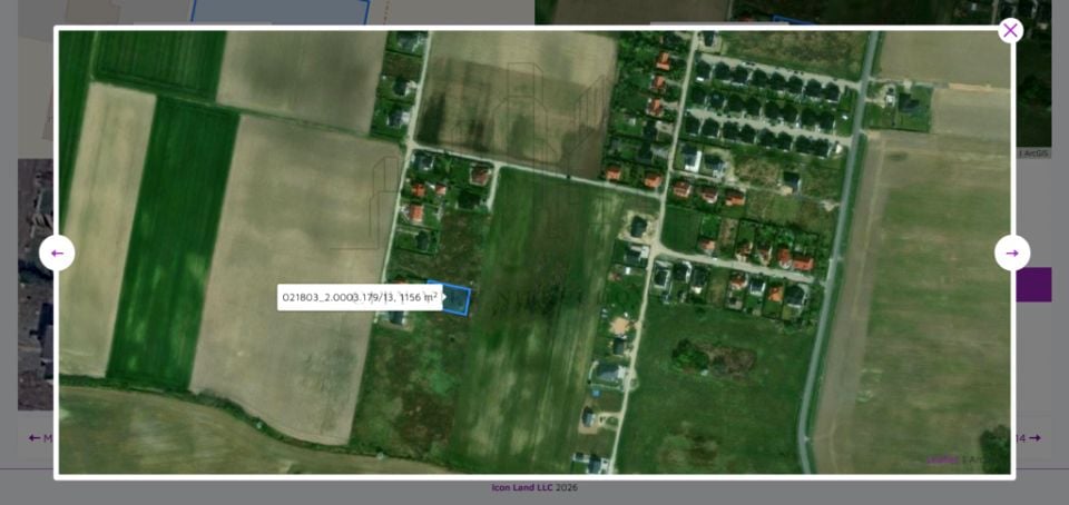 Działka przy lesie