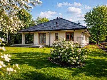 Dom Książenice sprzedaż