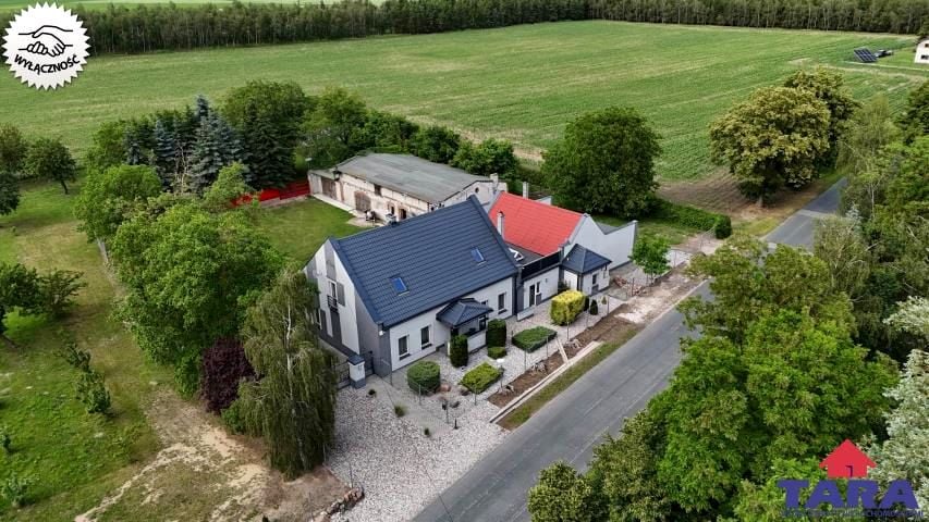 Dom Szeroki Kamień