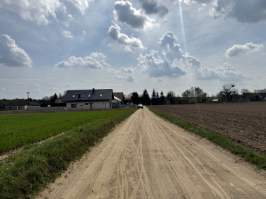 Działka budowlana Uzarzewo-Huby