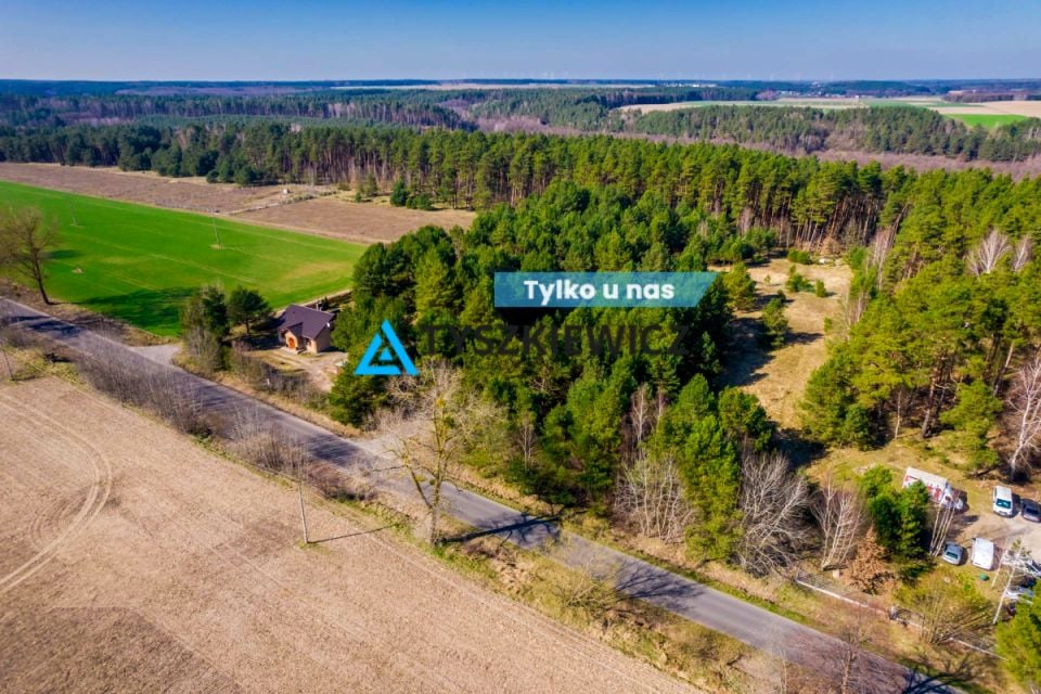 Działka nad jeziorem