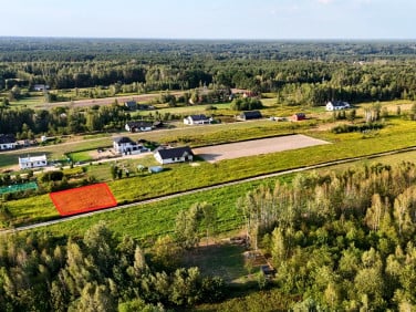Działka przy lesie